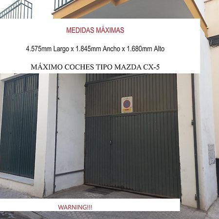 Azahar Metropol Parasol, Parking Gratis Para Coches Medianos Sevilla Exterior foto